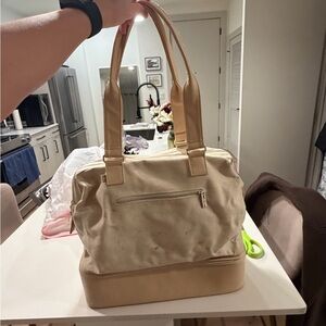 Beis Weekend Bag in Beige